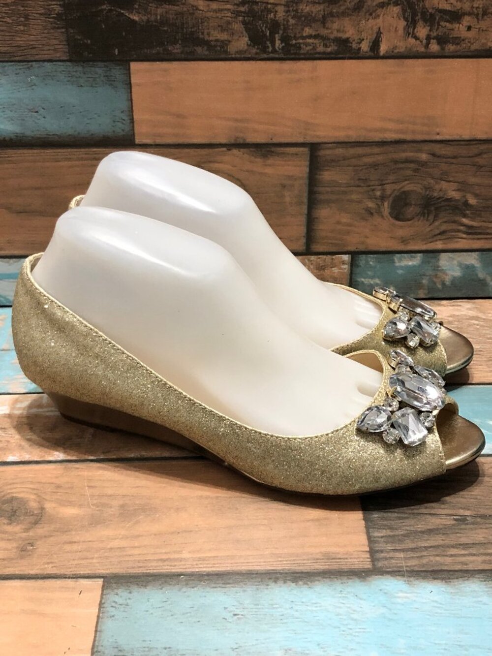 I.Miller Pumps Golden Gemstones Slip On Peep Toes Women's Size 8 M